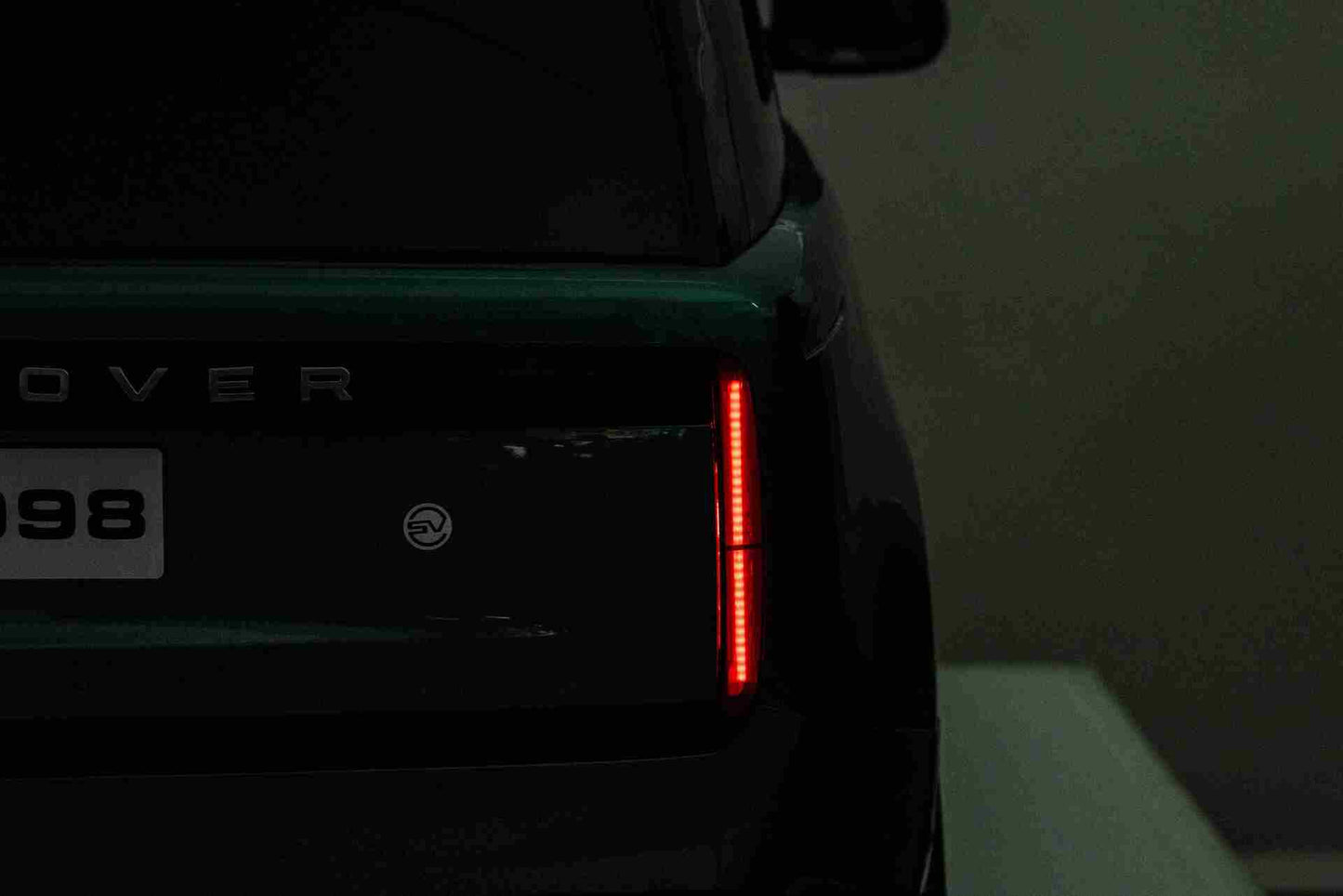 NEW RANGE ROVER HSE - 24V- LEATHER / EVA - MP4 - PAINT GREEN